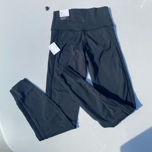 Nike Yoga Leggings NEW
